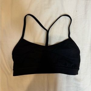 Lululemon Flow Y Nulu Sports Bra in Black Size 6